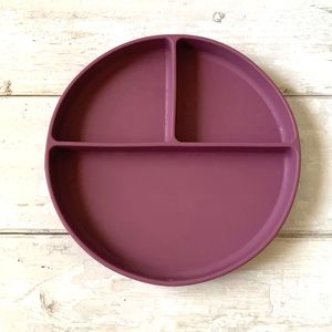 Mushie Silicone Kids 8in Divided Suction Plate Plum Purple Color Brand NEW